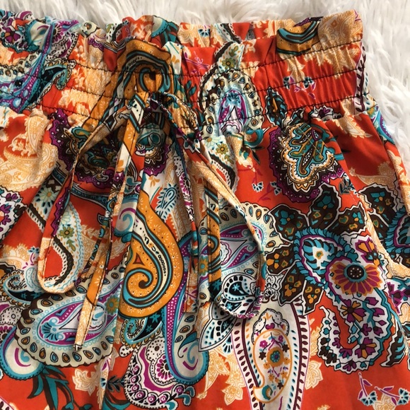 Paper Bag High Waist Shorts - Picture 2 of 3